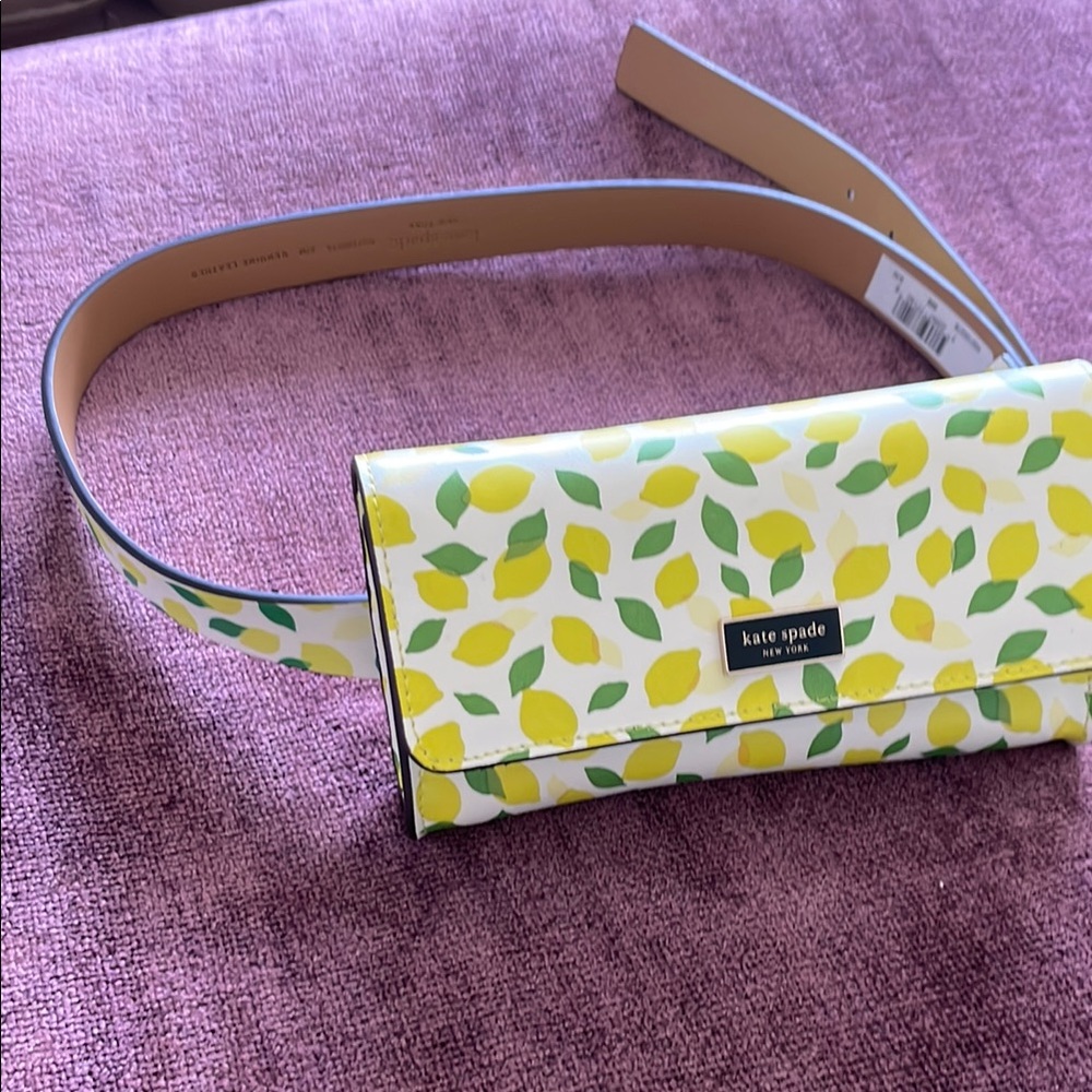 Very fun new Kate spade crossover/ fanny pack bag!!!